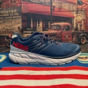 Hoka Clifton 6